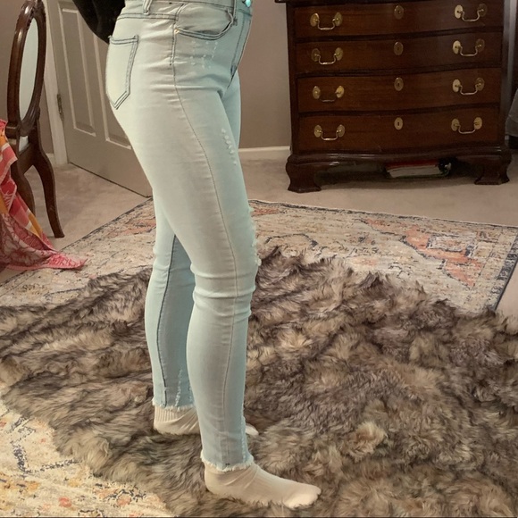 Jeans - Picture 3 of 4